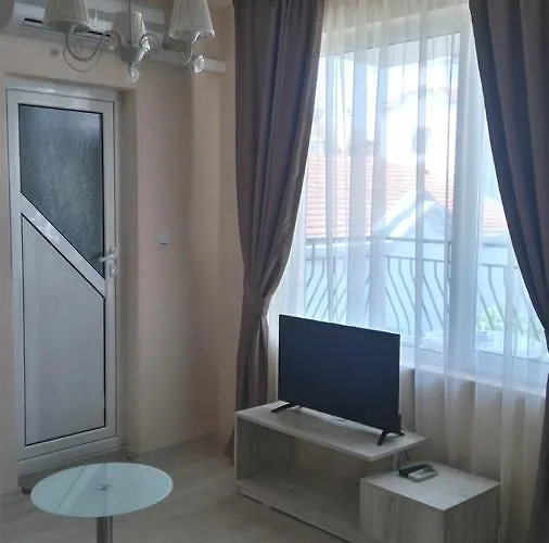 게스트하우스 Adriya 4*