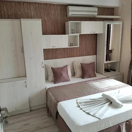 Guest house Adriya 4*