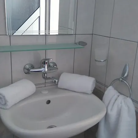 Guest house Adriya 4*